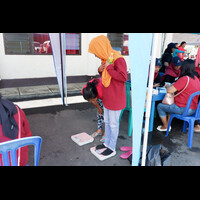 cek-berat-badanmu-sebelum-donor