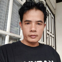 gue-dan-kaos-hitam-berlogo-kaskus-capturetherealyou