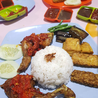 nasi-ayam-penyet