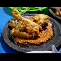ayam-penyet