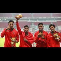 silver-rasa-emas-di-estafet-putra-4x100meternyalakansemangat