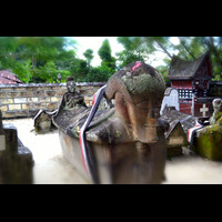 stone-tomb-of-batak-people-tomok-samosir