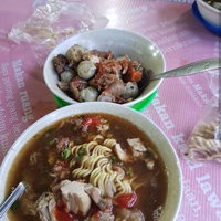 indomie-bacok--bakso-ayam