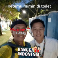 hoki-ketemu-om-mimin-di-toilet