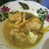 lempah-kuning-ikan-manyong