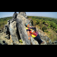 bukit-masegit-kab-sampang-biasanya-rame-kalo-waktunya-ngabuburit