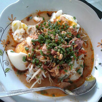 lontong-campor-kebon-agung