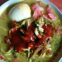 soto-ayam-dan-telur