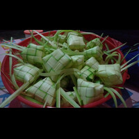 ketupat-quotlebaranquot-siap-masak-2