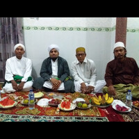 manisbuah-semangka-pisang-anggur
