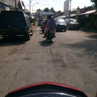 mudik-di-hari-lebaran-kondisi-jalan-depan-pasar-blumbungan