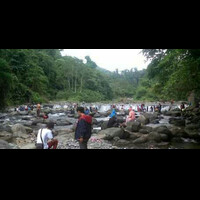 sungai-kemumu-yang-rame-di-kunjungi-saat-lebaran