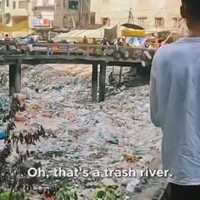 mari-terus-buang-sampah-sembarangan--nanti-sungaimu-jadi-seperti-ini