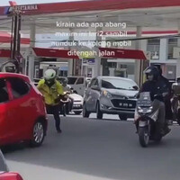 awalnya-bingung-abangnya-mau-ngapain-ternyata