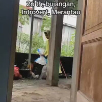 pov-pria-26-tahun-menjalani-hari-hari-sendirian