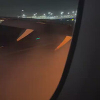 breaking-pesawat-jal-mengalamai-kecelakaan-di-haneda-airport