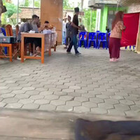 ikutan-bapak-nyoblos-kemarin