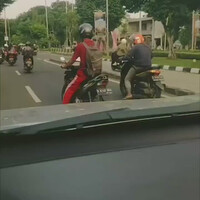 orangtuanya-kemana-ini