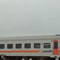 kereta-api-turangga-tabrakan-dengan-ka-lokal-bandung-di-cicalengka