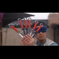kesian-banget-yang-di-sebelahnya