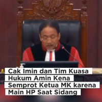 ketua-mk-tegur-peserta-sidang-yang-main-hp-di-ruang-sidang