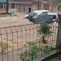 banjir-bandang-menghantam-desa-curug-luhur-kabupaten-sukabumi-pada-rabu-4-12-2024