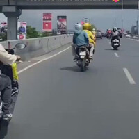 helm-model-baru