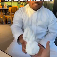 bercandanya-orang-arab