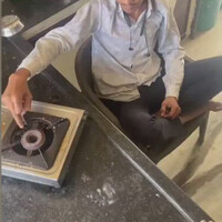 igniting-gas-stove-by-using-static-electricity