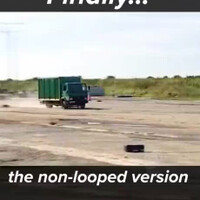akhirnya-ini-dia-versi-original-non-loop-dari-video-tabrakan-truk