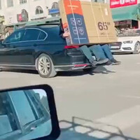 ternyata-begini-cara-angkut-tv-65quot-pakai-mobil-jenis-sedan