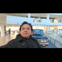 arya-pradana-budiarto-wni-di-rusia-ajak-lihat-mobil-presiden-ke-1-rusia-boris-yeltsin