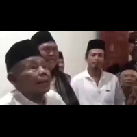 ratusan-warga-gunungkidul-pagi-ini-sholat-ied-hari-ini-sudah-telp-allah-katanya