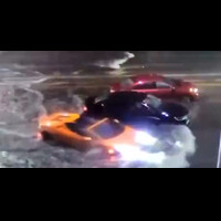 kapal-selam-perdana-buatan-lamborghini-banjir-dubai