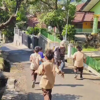 semoga-kelak-jd-orang-sukses-yg-beradab-kau-dek