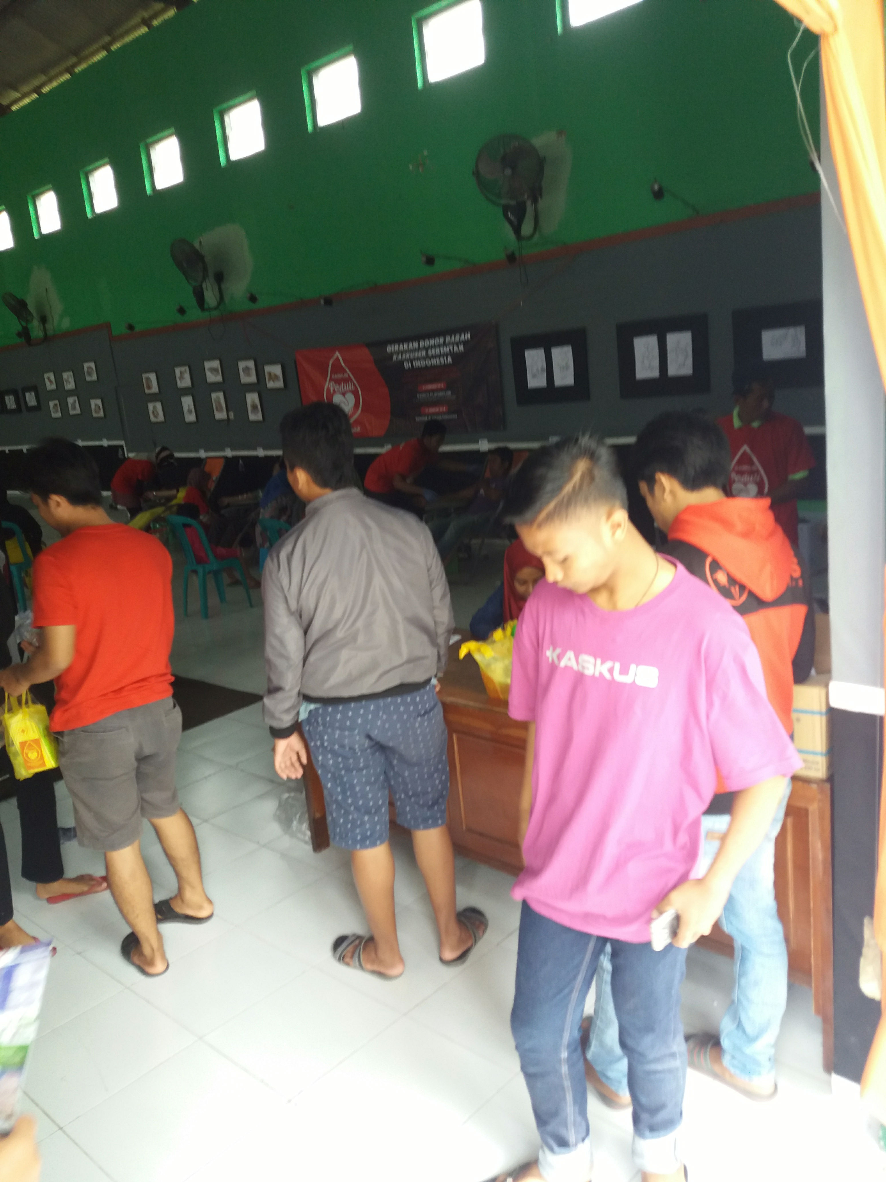 Penerima Tamu Donor