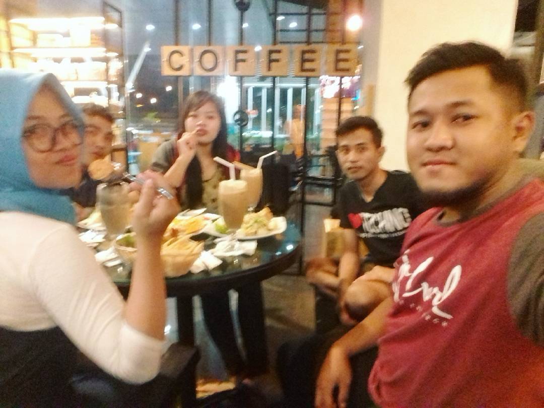 Nongkrong Libur Lebaran Paling Asik Rame Rame