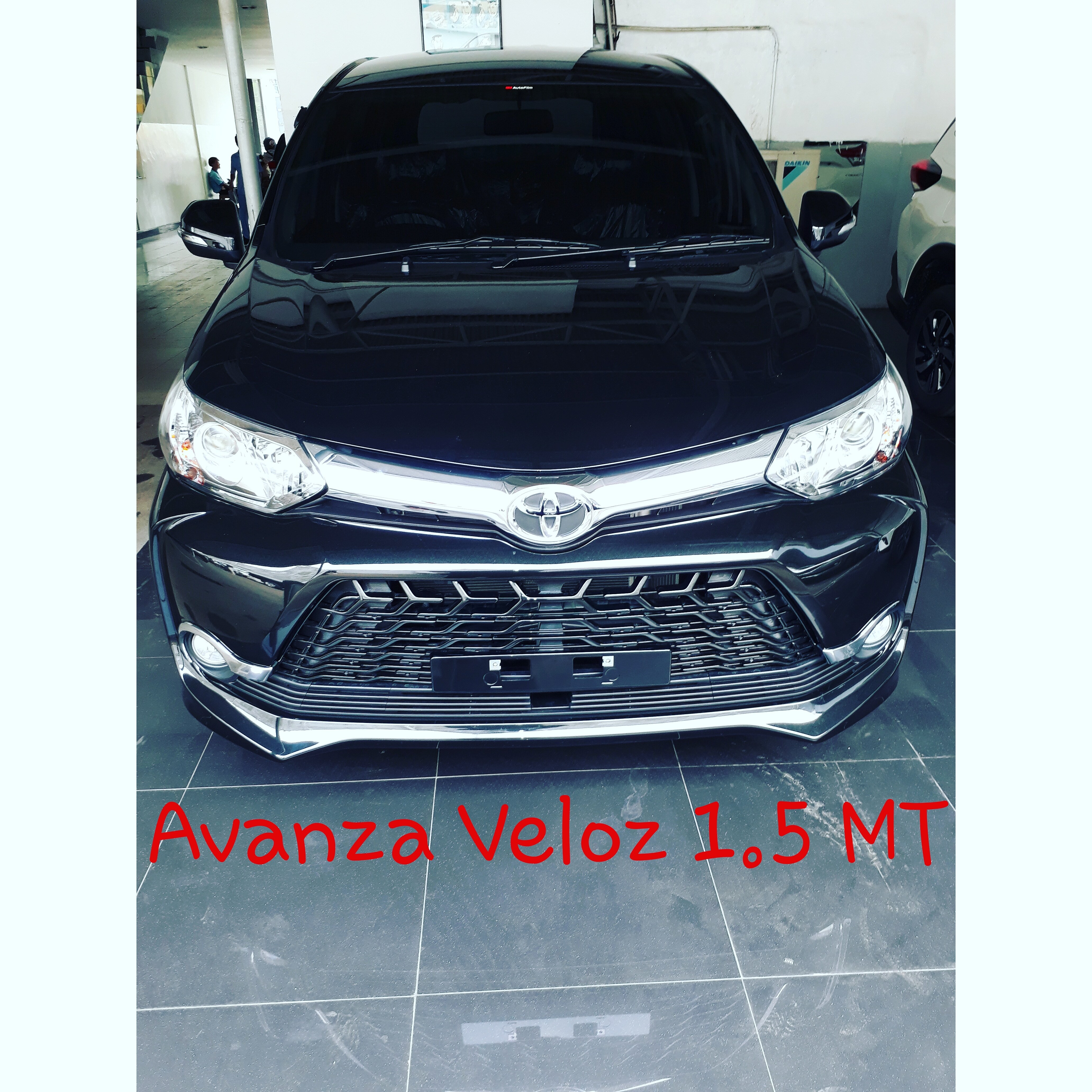 Astrido Toyota Menerima Cash&Credit