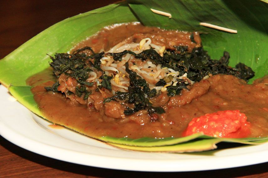 Pecel Semanggi