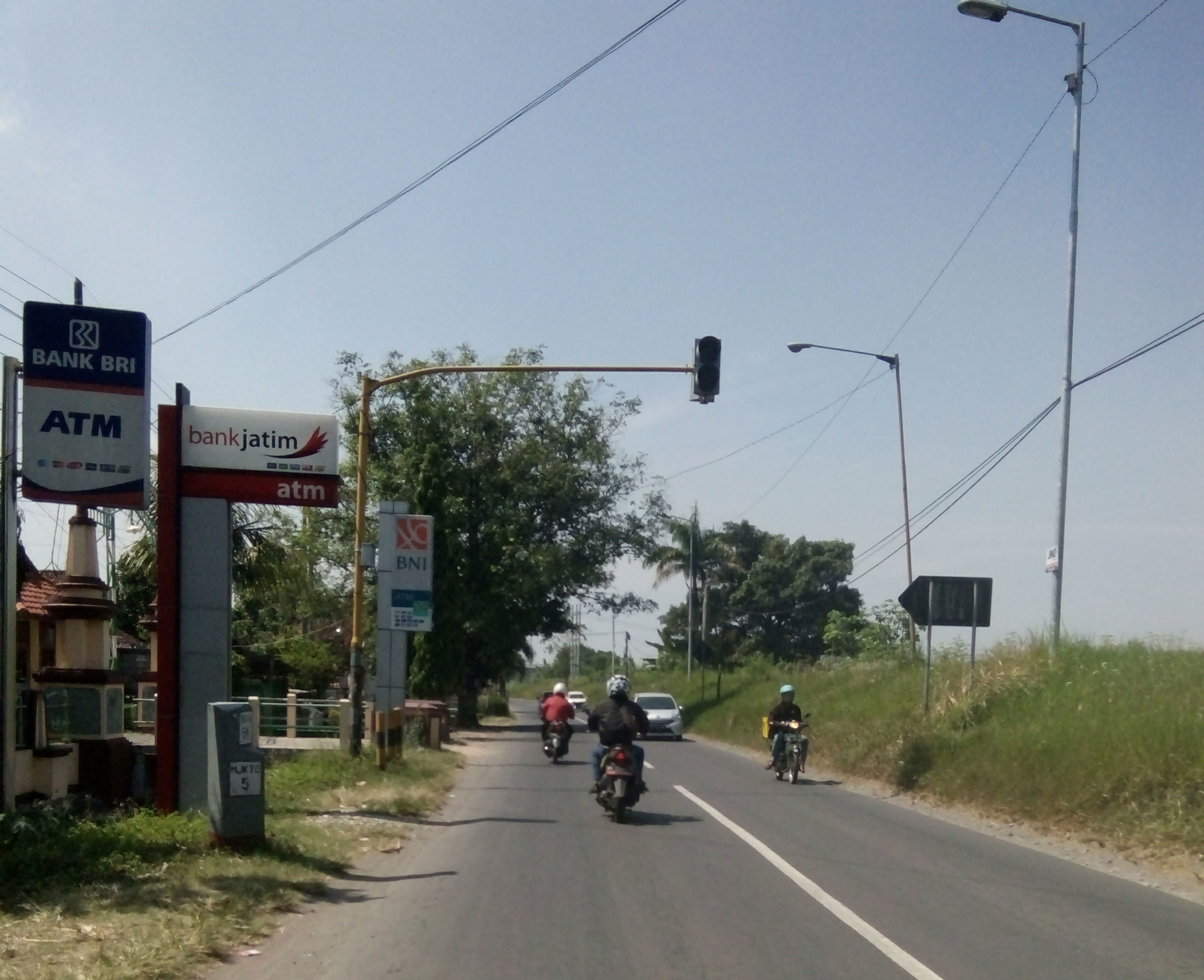 Jalan Pedesan Yang Sepi Setelah Lebaran
