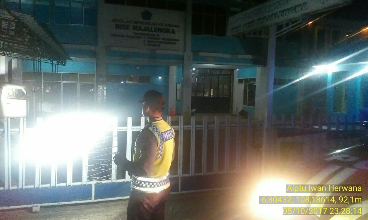 Patroli Hotspot Dilakukan Personel Polsek Panyingkiran Pada Jam Kecil (6/10/2017)