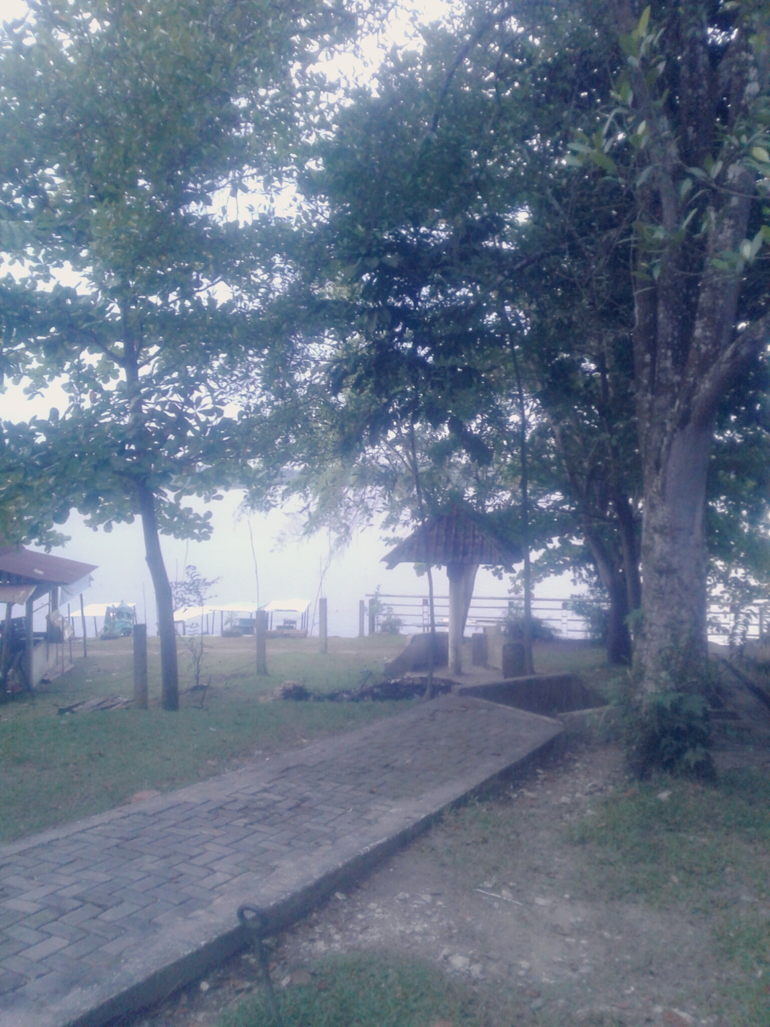 WISATA DANAU BUATAN