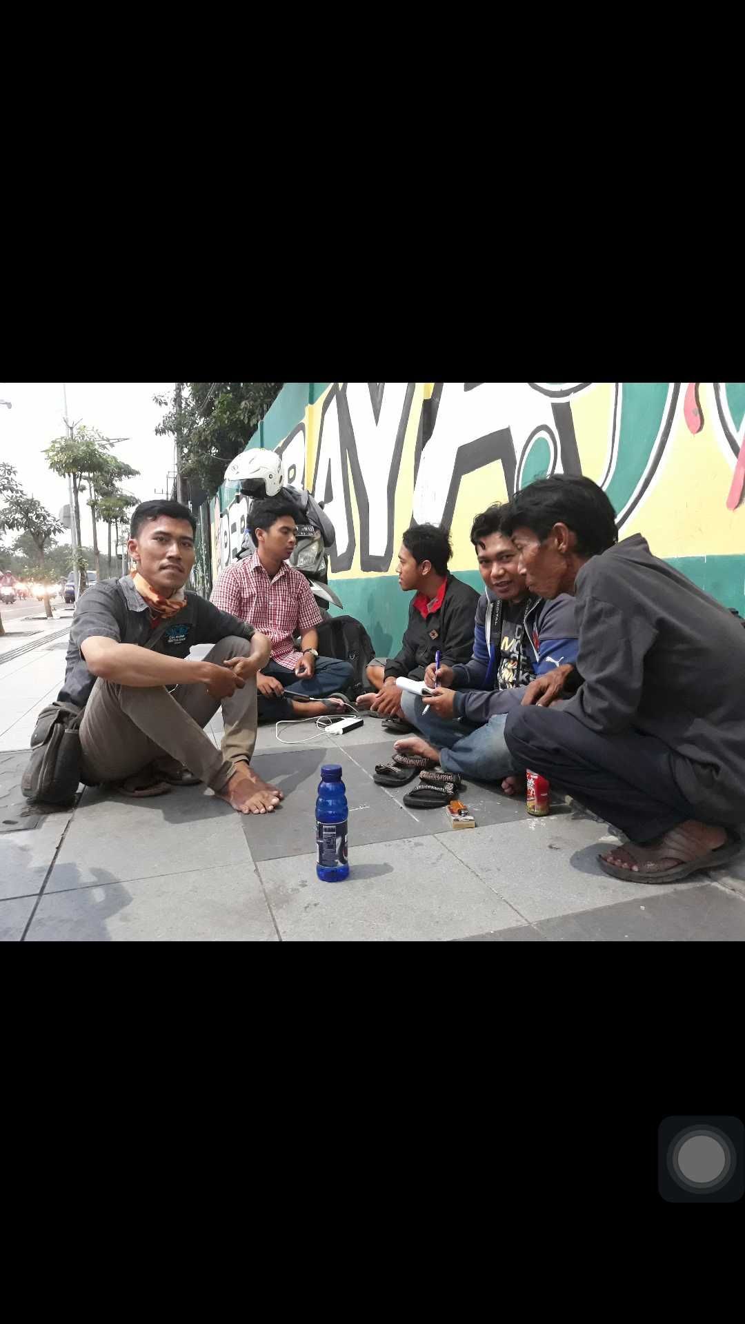 Sesi Wawancara Bengkel cak Hasan Senter Body Surabaya By Tabloid Ototrend