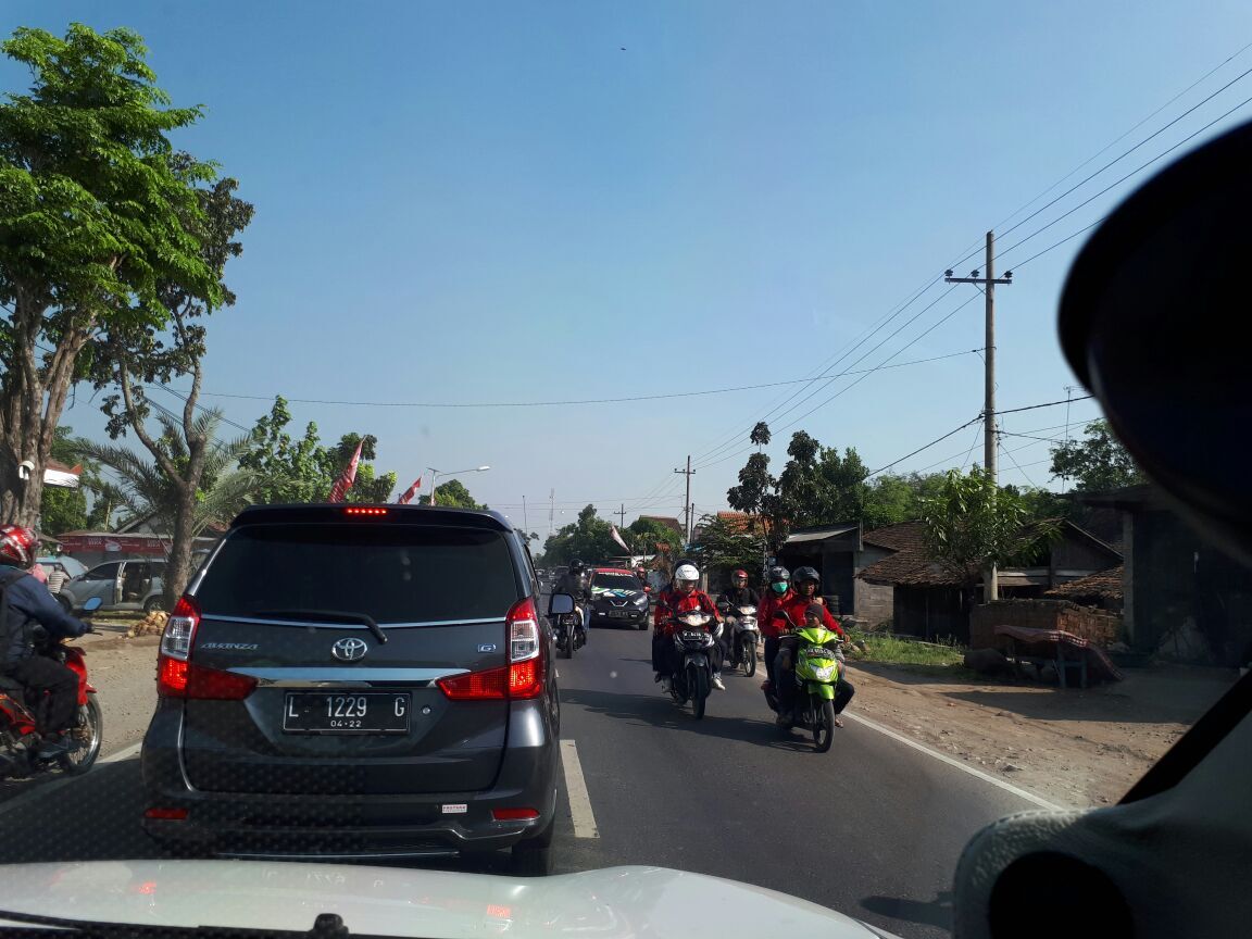 Hari Raya Pagi Hari Rame