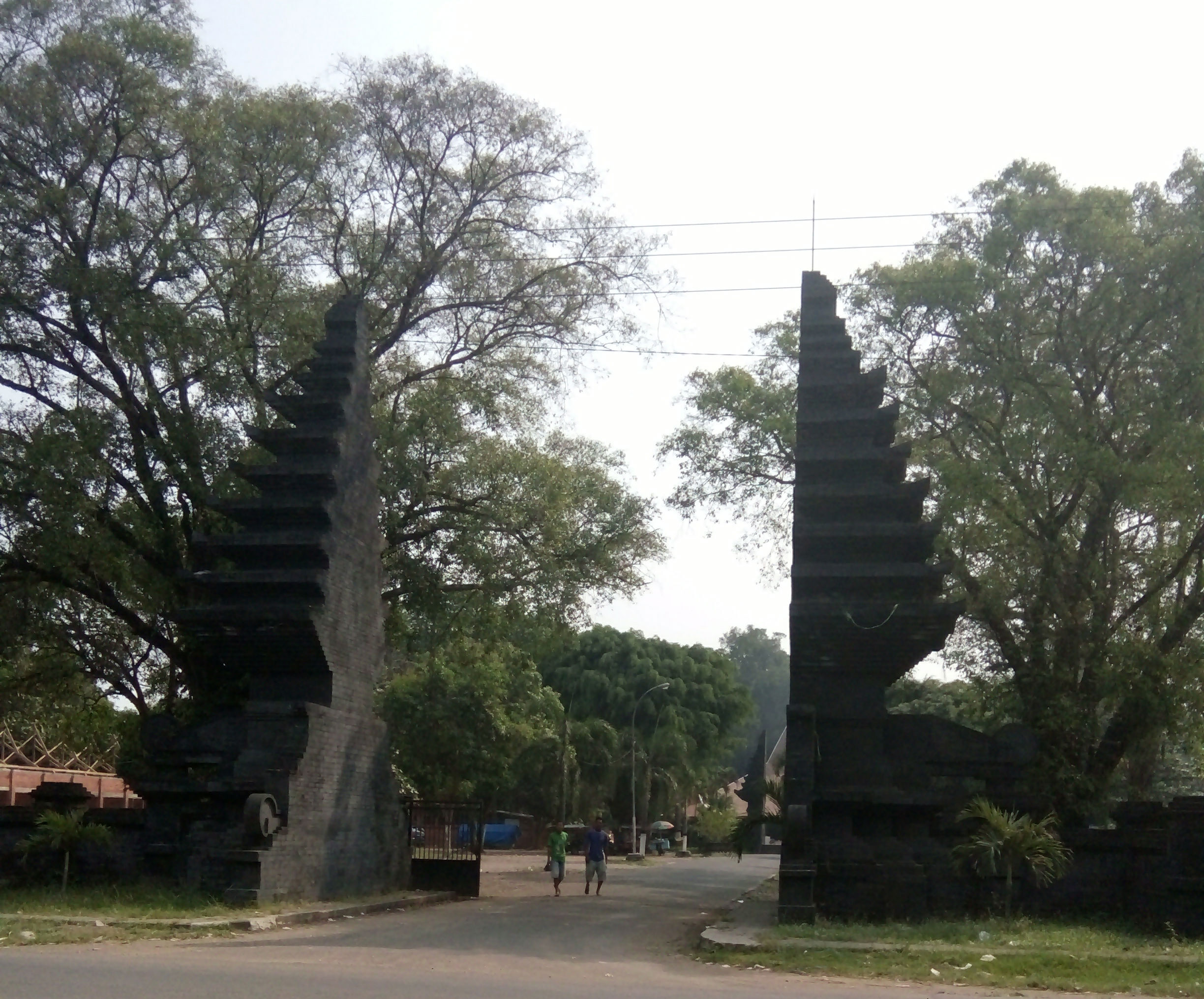 Gapura Pendopo Agung