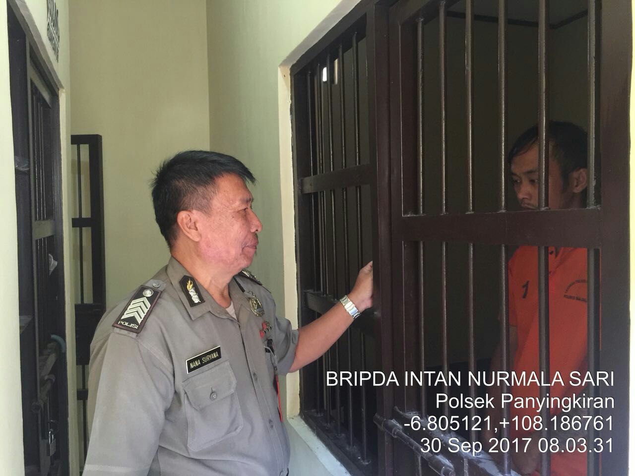Pengecekan Tahanan Dilakukan Oleh KSPKT Bripka Nana Suryana (30/9/2017)