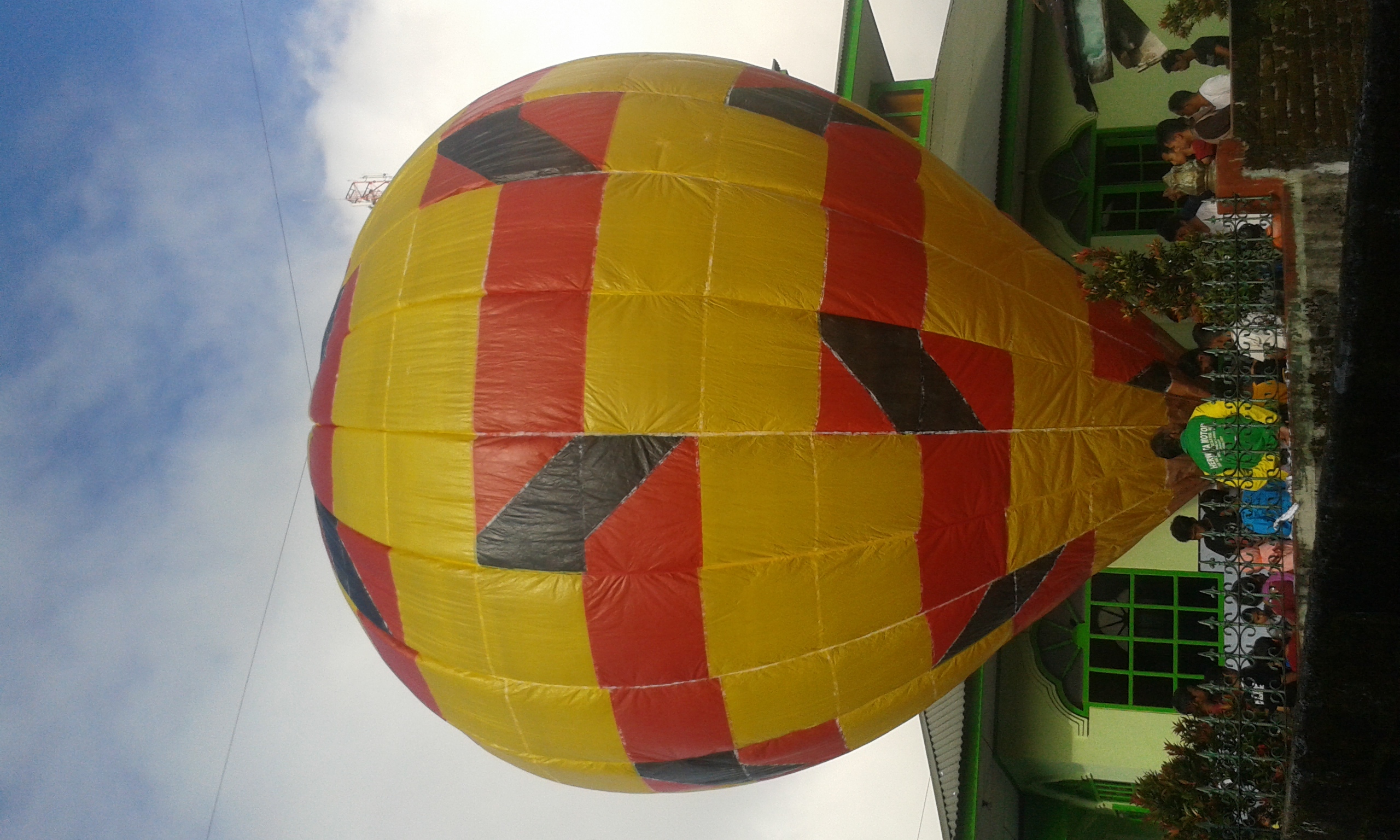 Tradisi Balon Udara Terakhir Wonosobo