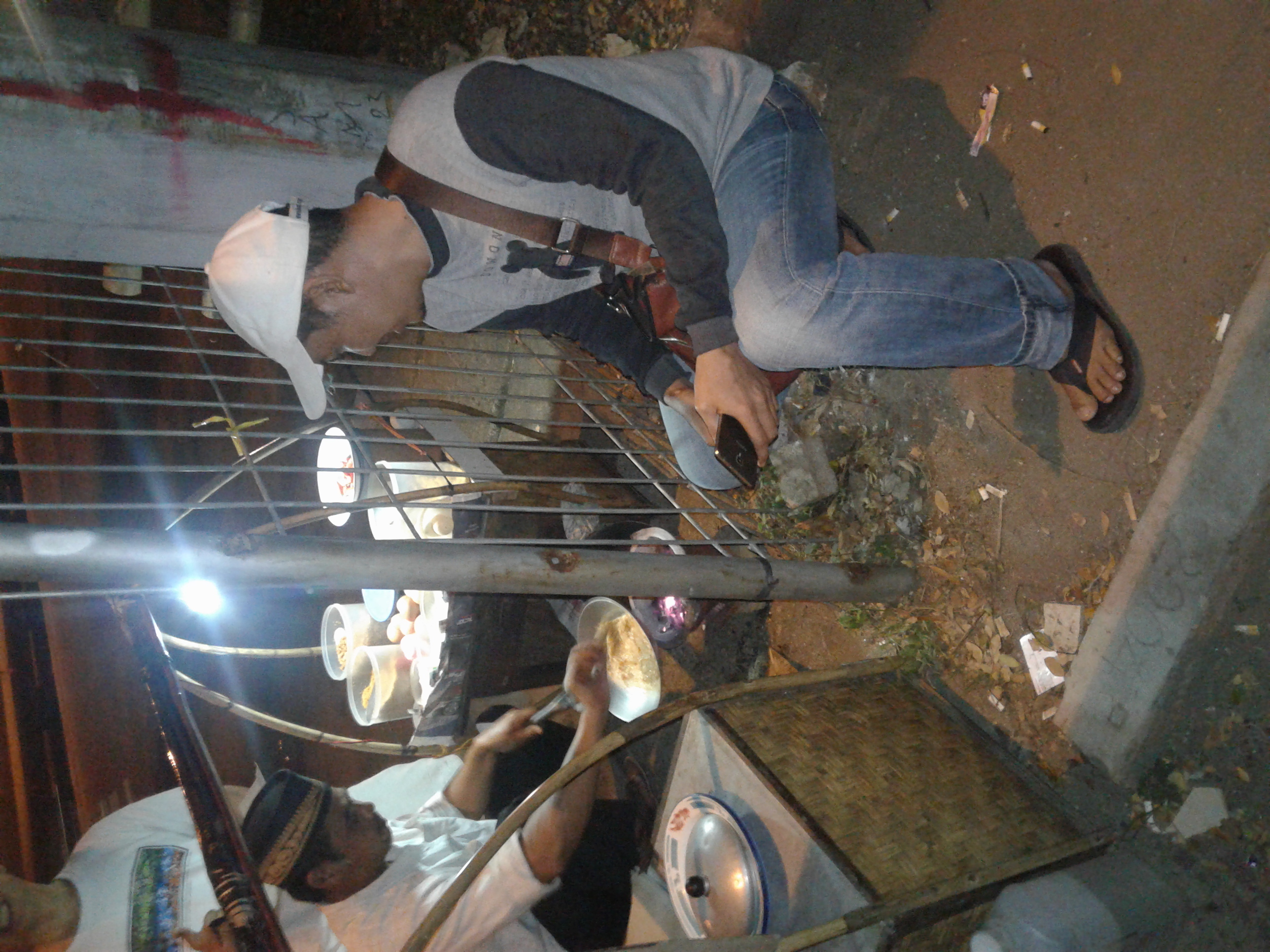 Kerak Telur Yang Di Beli Pakde Wiwi di PRJ Kemayoran