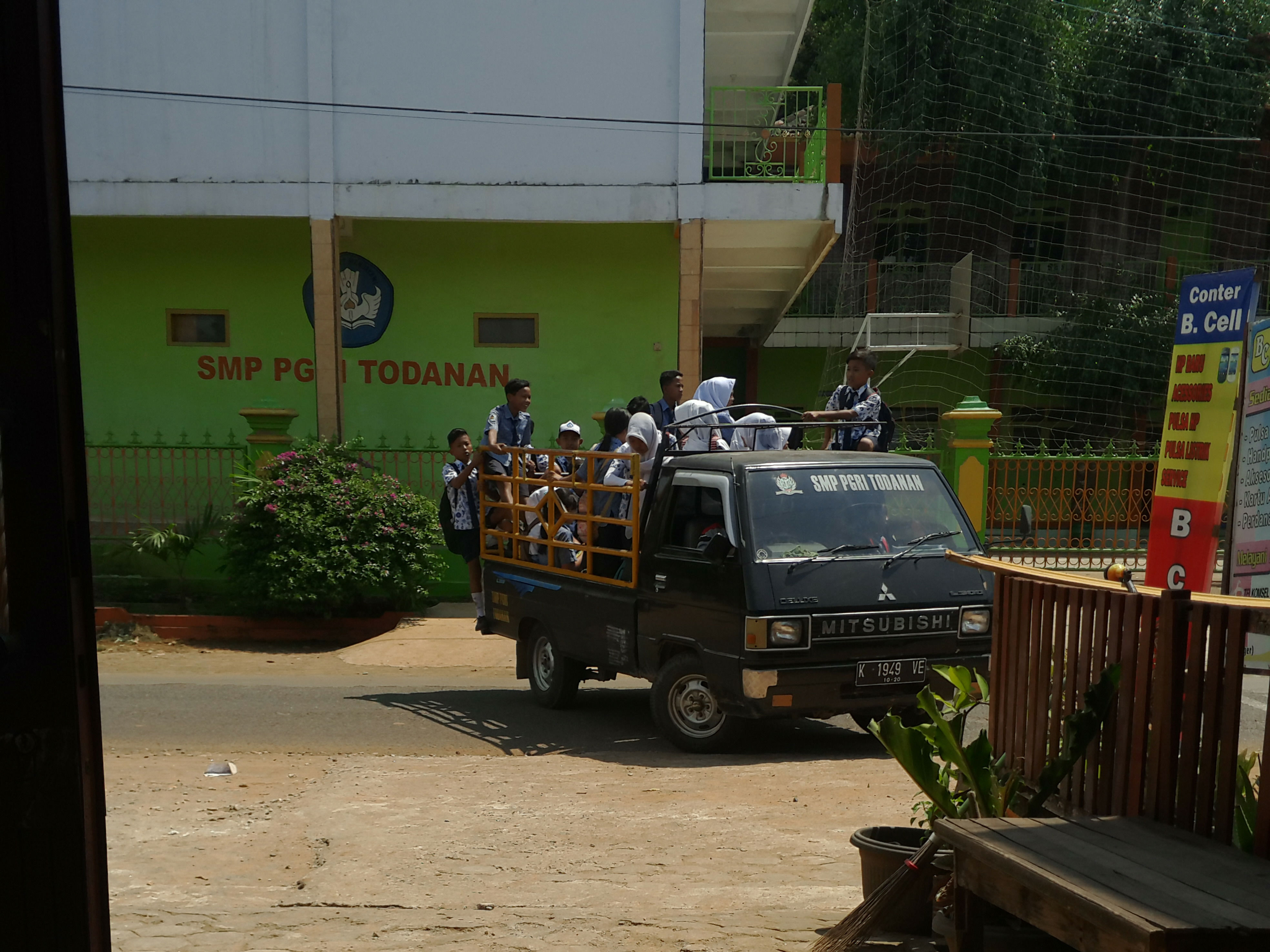 pulang sekolah