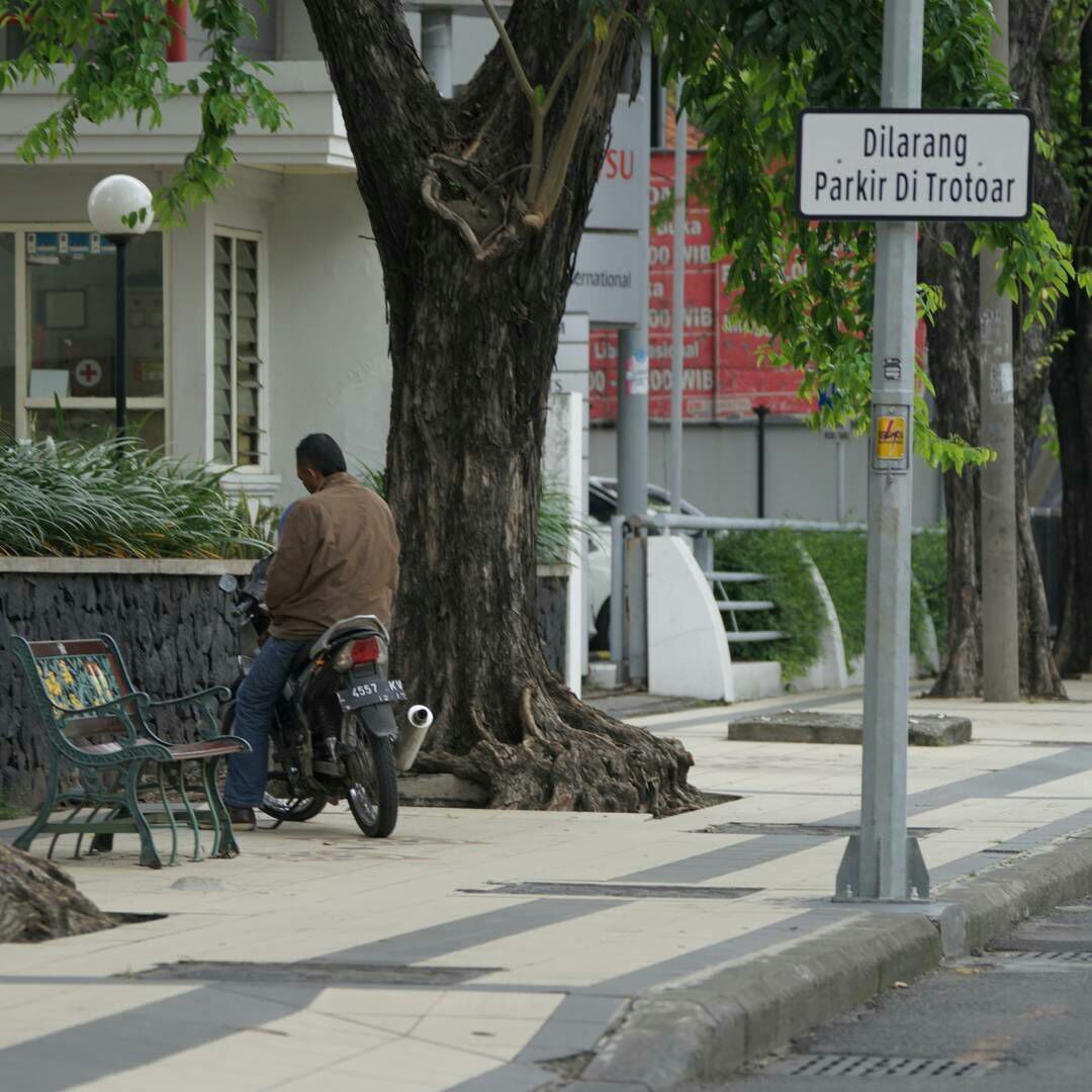 Trotoar Hak Untuk Pejalan Kaki #Kaslantas
